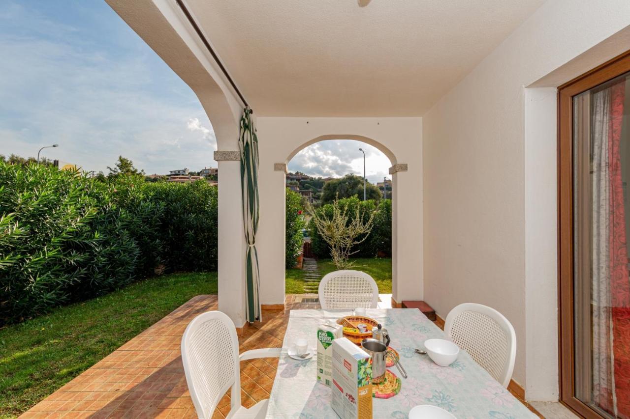 Appartamento Residenziale Trilocale 6 Posti Letto Via Sardegna San Teodoro San Teodoro  Exterior foto