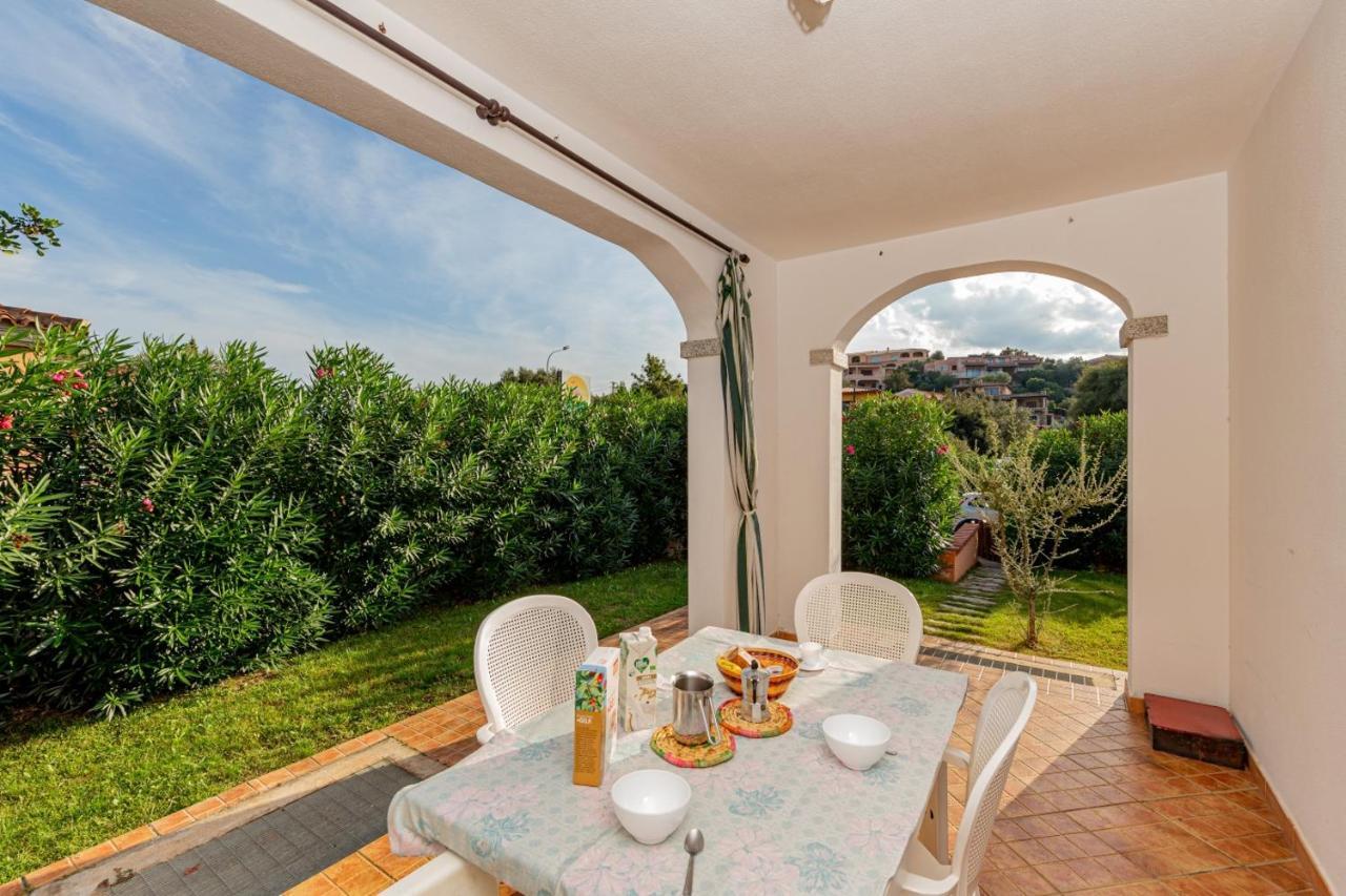 Appartamento Residenziale Trilocale 6 Posti Letto Via Sardegna San Teodoro San Teodoro  Exterior foto